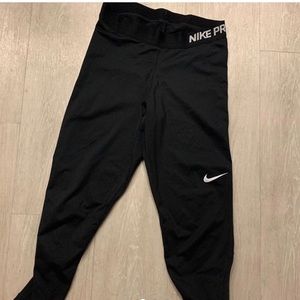 NIKE PRO LEGGINGS!